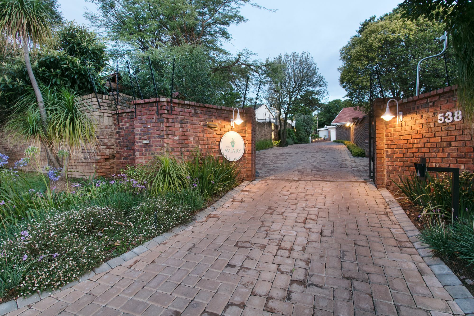 The Aviary Hotel Pretoria Exterior photo